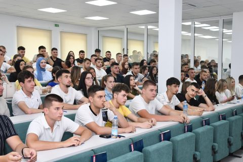 Prijemni ispit UNINP