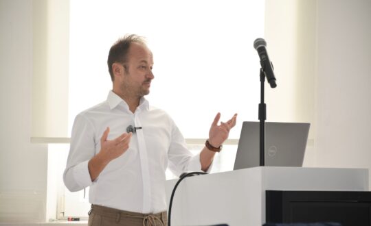 AI in Healthcare - From Signals to Smart Decisions