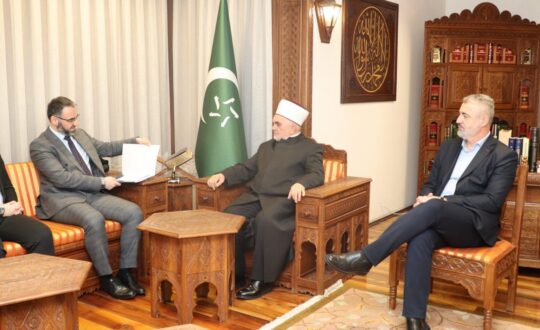 Održan sastanak predsjednika Mešihata Islamske zajednice i rukovodstva Univerziteta u Novom Pazaru