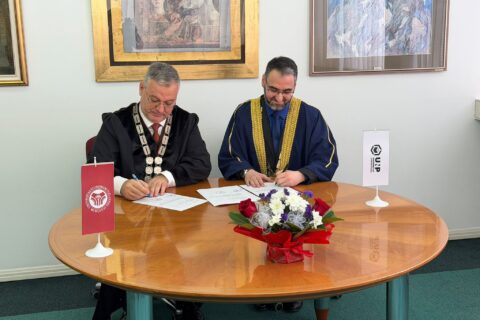 Sporazum o saradnji između Univerziteta u Novom Pazaru i Univerziteta u Tuzli