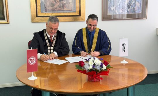 Sporazum o saradnji između Univerziteta u Novom Pazaru i Univerziteta u Tuzli