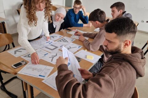 Simulacija upravljanja projektima