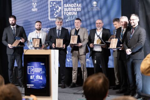 Rektor UNINP dodijelio priznanja privrednicima i kompanijama na Sandžak Business Forum-u 2026